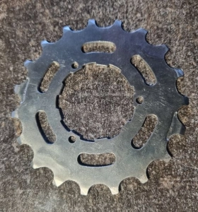 Koronka kasety 18z SHIMANO HG70-8